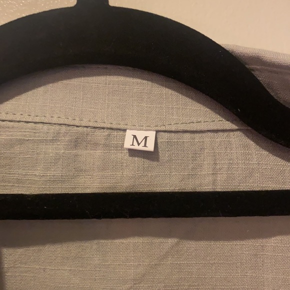 Beige linen looking ladies button down - Picture 4 of 5